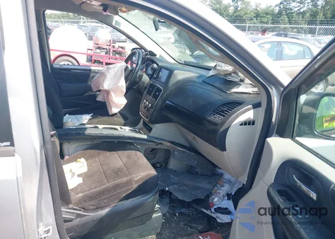 2013 Dodge Grand Caravan Sxt z USA, uszkodzony, nr VIN 2C4RDGCG0DR655932